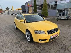 Gelb Gebraucht 2003 Audi A3 Ambiente Limousine | 4.800 € (Guter Preis)