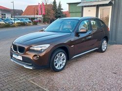 Braun Gebraucht 2010 BMW X1 xLine SUV | 11.499 € (Fairer Preis)