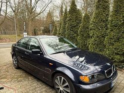 Blau Gebraucht 2002 BMW 320 Performance Limousine | 2.200 € (Superpreis)