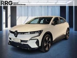 Weiß Gebraucht 2022 Renault Megane E-Tech Equilibre Limousine | 23.990 € (Fairer Preis)