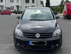Schwarz Gebraucht 2006 VW Golf Plus Cross Van / Kleinbus | 2.999 € (Fairer Preis)