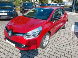 Rot Gebraucht 2016 Renault Clio IV LIMITED Deluxe Limousine | 8.900 € (Etwas zu teuer)