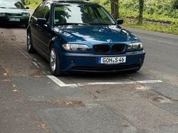 Blau Gebraucht 2004 BMW 318 Limousine | 1.200 € (Guter Preis)