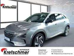 Shimmering silver / met Gebraucht 2023 Hyundai Nexo Prime SUV | 14.890 €