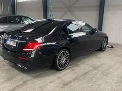 Schwarz Gebraucht 2016 Mercedes E350 Limousine | 29.999 €