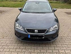 Grau Gebraucht 2019 Seat Leon ST Style Kombi | 12.600 € (Fairer Preis)