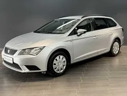 Silber Gebraucht 2014 Seat Leon Reference Limousine | 8.930 € (Fairer Preis)