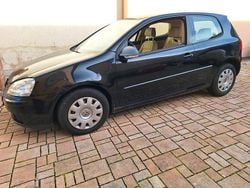 Schwarz Gebraucht 2004 VW Golf V Limousine | 1.999 € (Superpreis)