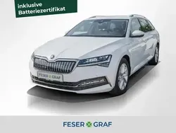 Moonweiss metallic Gebraucht 2020 Skoda Superb Kombi | 22.890 € (Guter Preis)