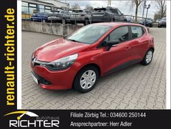 Rot Gebraucht 2015 Renault Clio IV Life Kleinwagen | 7.995 € (Fairer Preis)