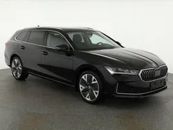 Schwarz Gebraucht 2024 Skoda Superb Selection Kombi | 41.495 € (Superpreis)