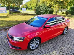Rot Gebraucht 2013 VW Jetta Comfortline Limousine | 5.650 € (Guter Preis)