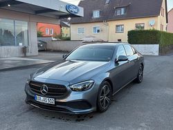 Grau Gebraucht 2022 Mercedes E220 Limousine | 37.999 € (Fairer Preis)