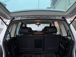 Grau Gebraucht 2001 Opel Zafira Van / Kleinbus | 2.000 € (Fairer Preis)