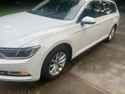 Weiß Gebraucht 2018 VW Passat Comfortline Kombi | 10.900 € (Superpreis)