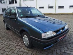Blau Gebraucht 1995 Renault 19 Limousine | 3.500 €