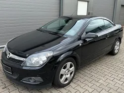 Schwarz Gebraucht 2008 Opel Astra Cabriolet Cabrio | 1.499 € (Superpreis)