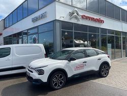 Weiß (polarweiss /zweis) Gebraucht 2023 Citroën e-C4 Feel | 24.000 € (Fairer Preis)