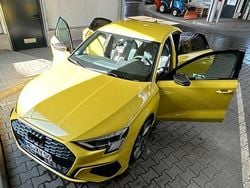 Gelb Gebraucht 2021 Audi A3 Black Edition Limousine | 27.000 €