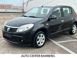 Schwarz Gebraucht 2011 Dacia Sandero Lauréate Kleinwagen | 3.240 € (Fairer Preis)