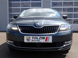 Grau Gebraucht 2018 Skoda Rapid Clever Kombi | 10.990 € (Fairer Preis)