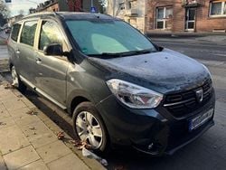 Grau Gebraucht 2018 Dacia Lodgy Comfort Van / Kleinbus | 10.700 € (Fairer Preis)