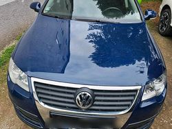 Blau Gebraucht 2007 VW Passat Kombi | 2.280 € (Guter Preis)