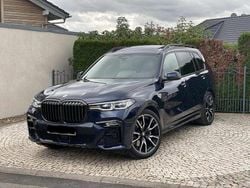 Blau Gebraucht 2021 BMW X7 M Sport SUV | 58.900 € (Fairer Preis)