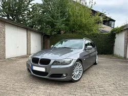 Grau Gebraucht 2009 BMW 318 Kombi | 4.500 € (Guter Preis)