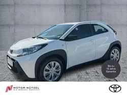 Super white 2 Neu 2025 Toyota Aygo Business Edition Kleinwagen | 18.990 €
