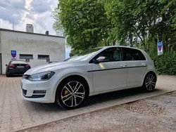 Weiß Gebraucht 2015 VW Golf VII LOUNGE Limousine | 9.400 € (Fairer Preis)