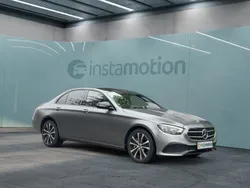 Grau Gebraucht 2021 Mercedes E300 Avantgarde Limousine | 40.600 € (Teuer)