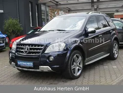 Blau Gebraucht 2008 Mercedes ML63 AMG AMG SUV | 14.890 € (Fairer Preis)