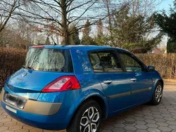 Blau Gebraucht 2003 Renault Mégane II Limousine | 2.600 €
