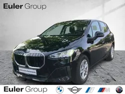 Schwarz ii Gebraucht 2022 BMW 218 Active Tourer Van / Kleinbus | 23.799 € (Guter Preis)