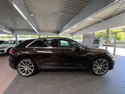 Barriquebraun Gebraucht 2022 Audi Q8 S-Line SUV | 58.700 € (Guter Preis)