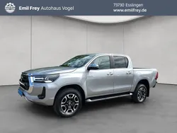 Silber Neu 2025 Toyota HiLux Executive Abholung | 49.990 € (Superpreis)