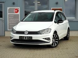 Weiß Gebraucht 2019 VW Golf VII IQ Drive Limousine | 14.589 € (Fairer Preis)