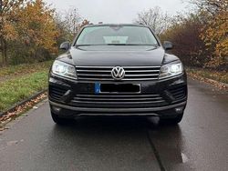 Schwarz Gebraucht 2014 VW Touareg SUV | 13.200 € (Etwas zu teuer)