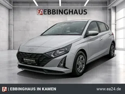 Weiß Neu 2024 Hyundai i20 Select Limousine | 20.150 € (Fairer Preis)