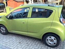 Grün Gebraucht 2011 Chevrolet Spark Kleinwagen | 3.100 € (Fairer Preis)