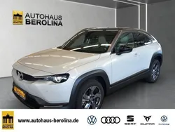 Weiß Gebraucht 2020 Mazda MX30 Edition SUV | 14.444 € (Guter Preis)