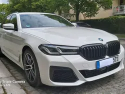 Weiß Gebraucht 2023 BMW 520 Sport Line Kombi | 42.999 € (Fairer Preis)