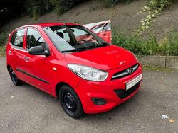 Rot Gebraucht 2012 Hyundai i10 Classic Kleinwagen | 2.400 € (Fairer Preis)