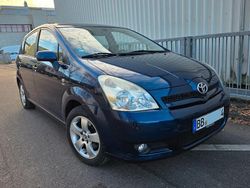 Blau Gebraucht 2004 Toyota Corolla Verso Van / Kleinbus | 4.880 € (Fairer Preis)