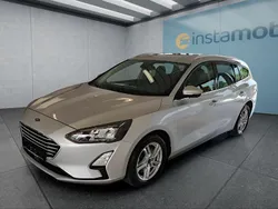 Silber Gebraucht 2022 Ford Focus Kombi | 17.649 € (Guter Preis)