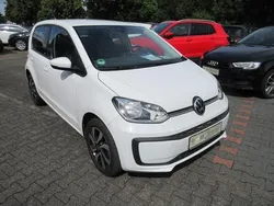 Weiß Gebraucht 2021 VW up! Active Kleinwagen | 12.988 € (Fairer Preis)
