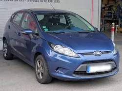 Blau Gebraucht 2010 Ford Fiesta Kleinwagen | 2.500 € (Fairer Preis)
