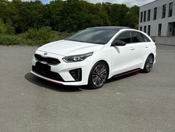 Weiß Gebraucht 2020 Kia ProCeed GT Kleinwagen | 24.969 € (Fairer Preis)
