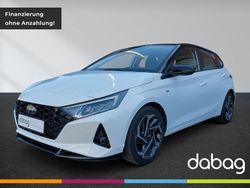 Polar white/ black Gebraucht 2021 Hyundai i20 Kleinwagen | 13.450 € (Fairer Preis)